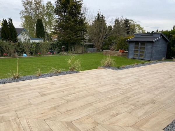 Der Garten nimmt langsam gestalt an